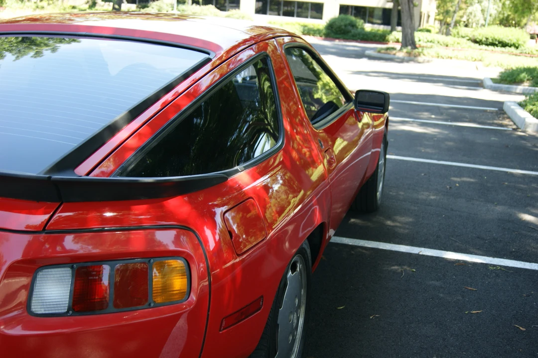 1984 Porsche 928 S - Image 20 of 31