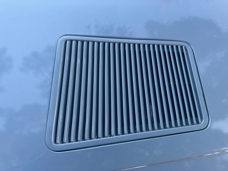 1985 Chrysler LeBaron - Image 24 of 31