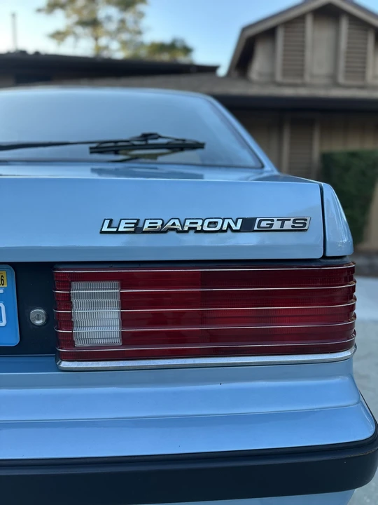 1985 Chrysler LeBaron - Image 26 of 31
