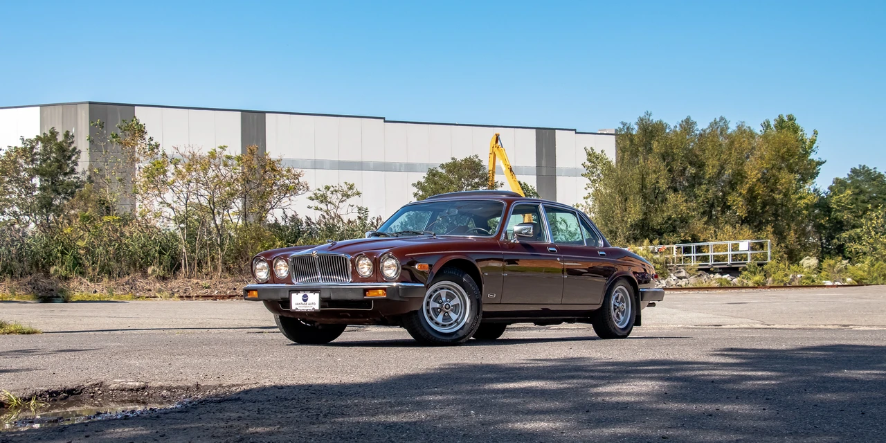 1985 Jaguar XJ Series 3 - Image 2 of 31