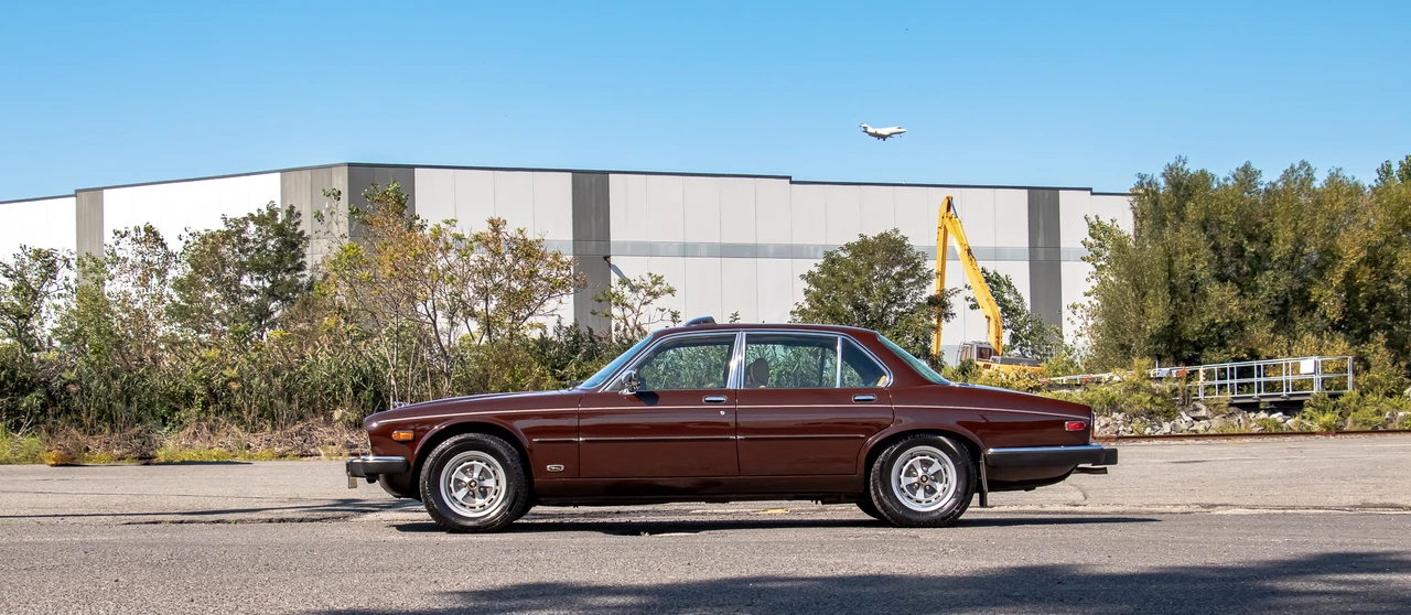1985 Jaguar XJ Series 3 - Image 8 of 31