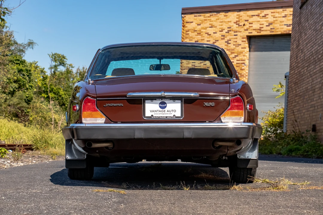 1985 Jaguar XJ Series 3 - Image 12 of 31