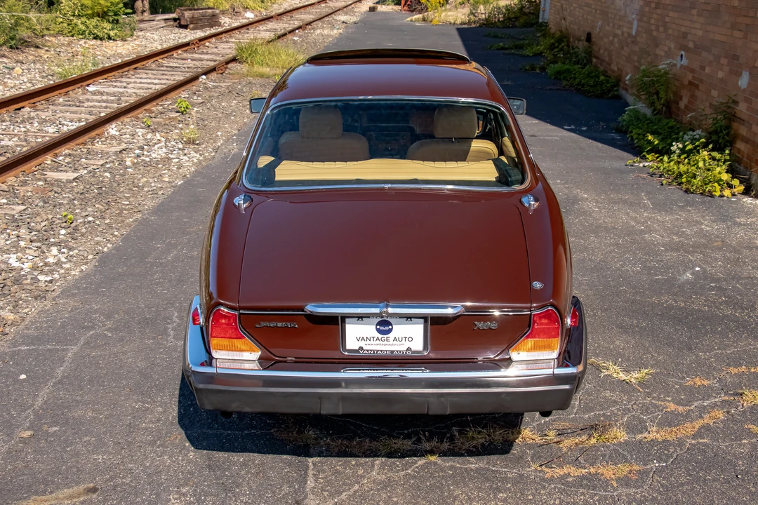 1985 Jaguar XJ Series 3 - Image 11 of 31