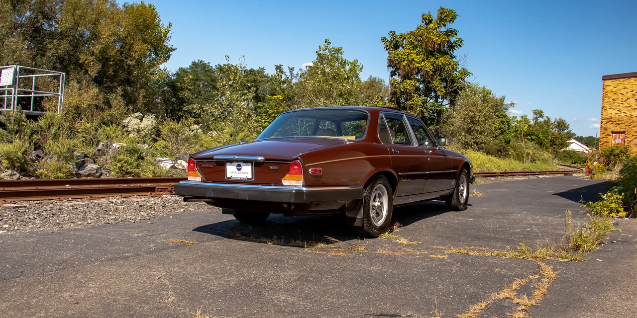 1985 Jaguar XJ Series 3 - Image 16 of 31