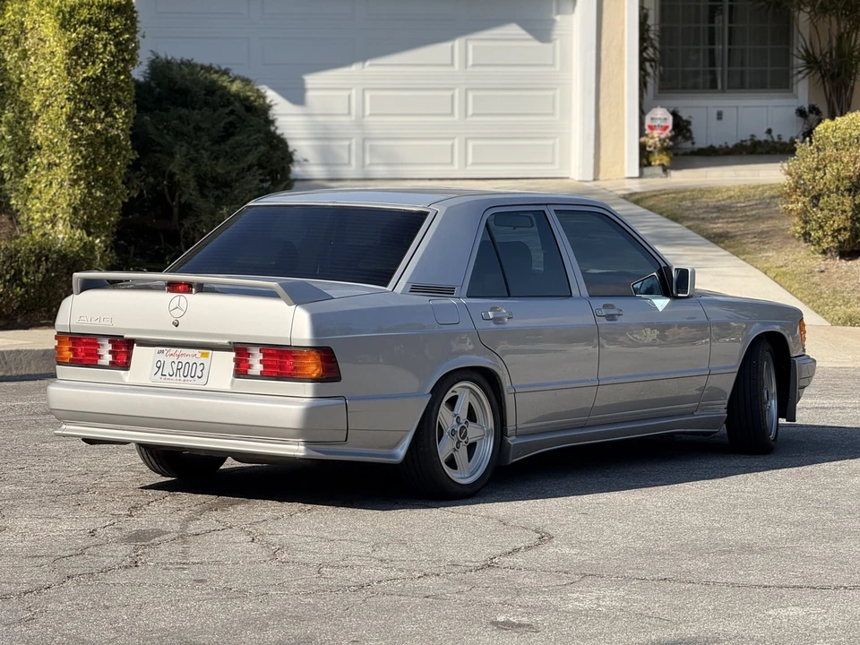1985 Mercedes-Benz 190E - Image 10 of 31
