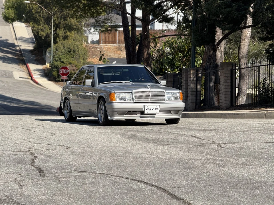 1985 Mercedes-Benz 190E - Image 2 of 31