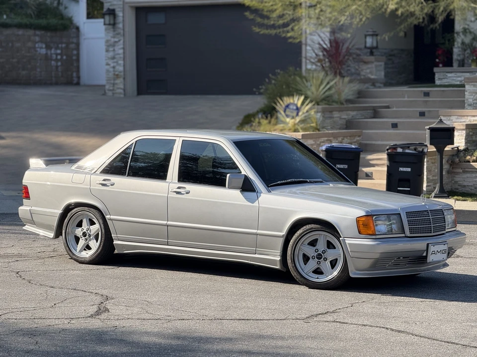 1985 Mercedes-Benz 190E - Image 13 of 31