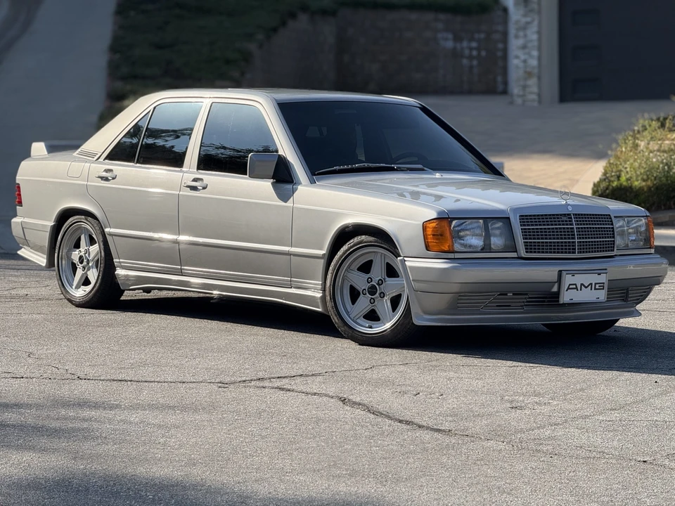 1985 Mercedes-Benz 190E - Image 15 of 31