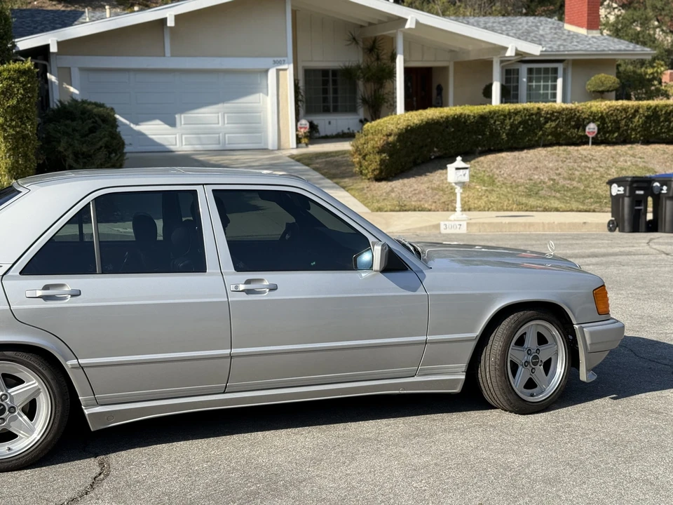 1985 Mercedes-Benz 190E - Image 22 of 31