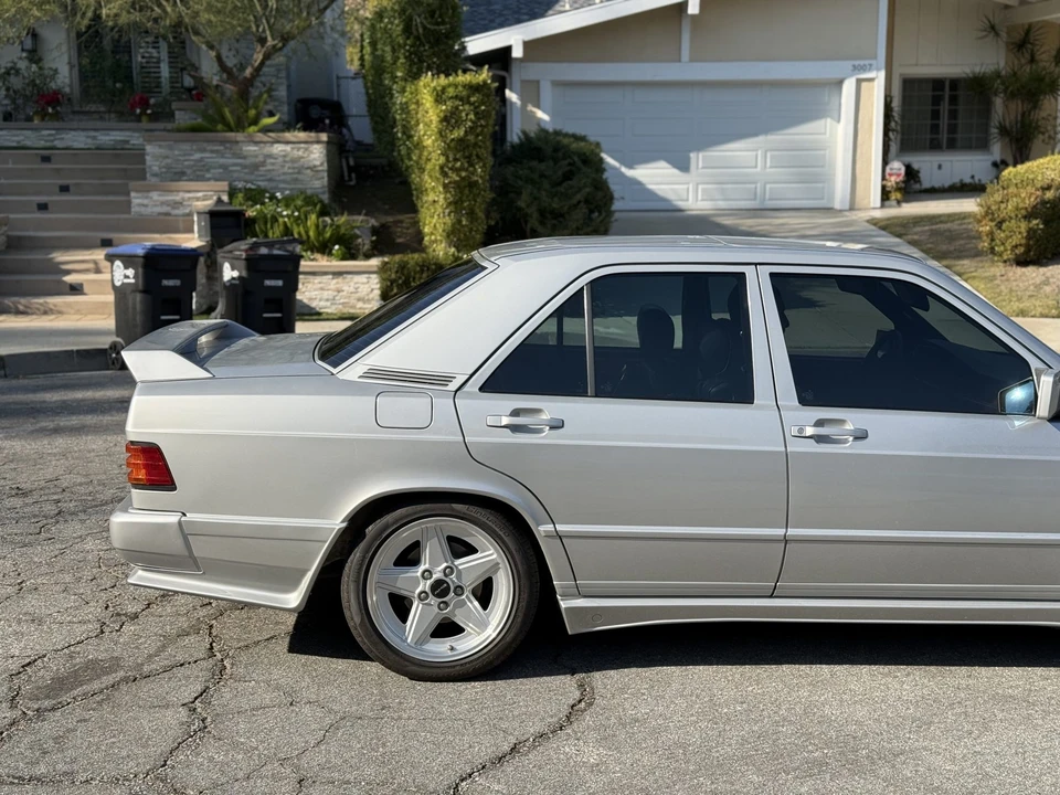 1985 Mercedes-Benz 190E - Image 27 of 31