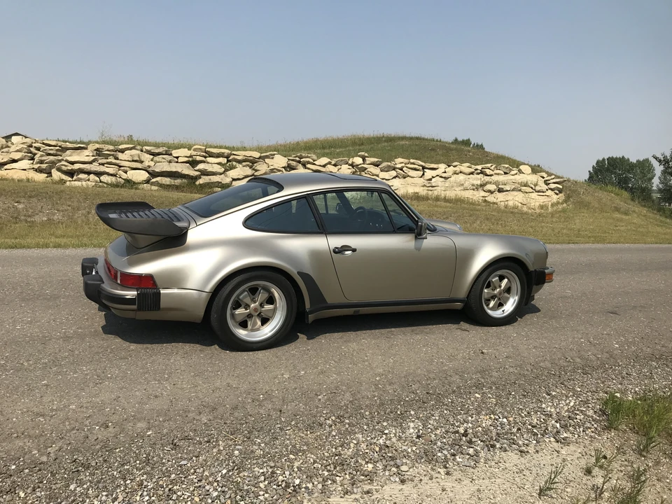 1985 Porsche 911 Carrera 3.2 - Image 10 of 31