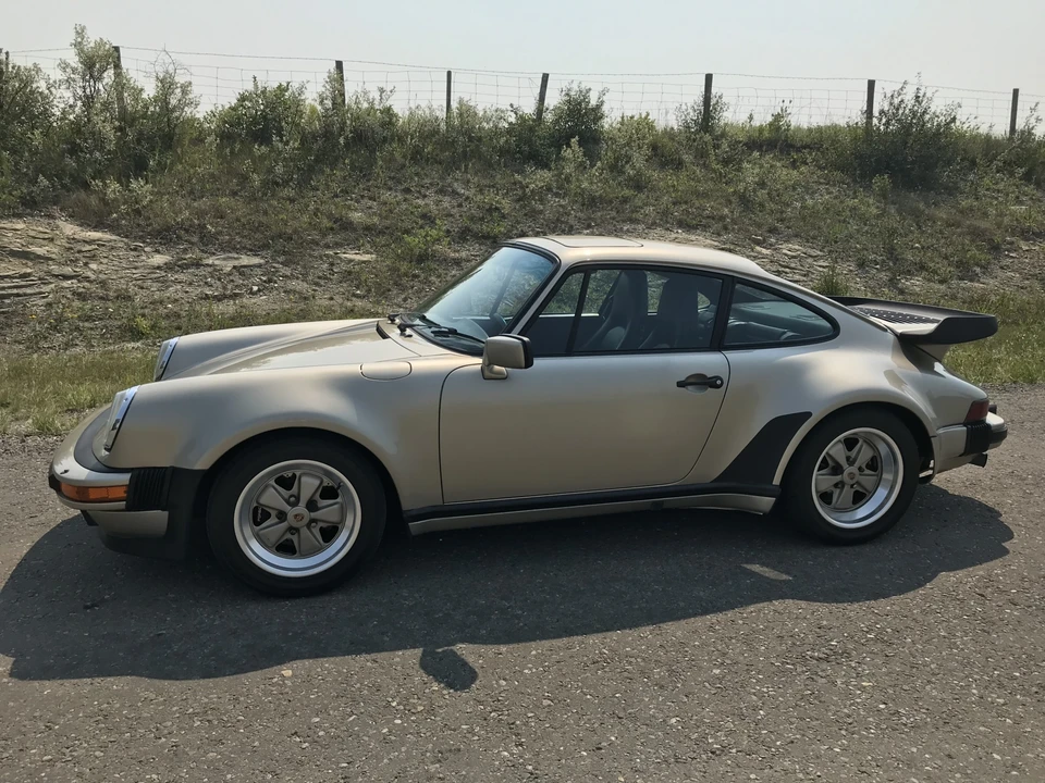 1985 Porsche 911 Carrera 3.2 - Image 5 of 31