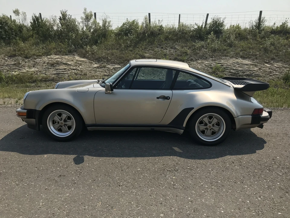 1985 Porsche 911 Carrera 3.2 - Image 4 of 31