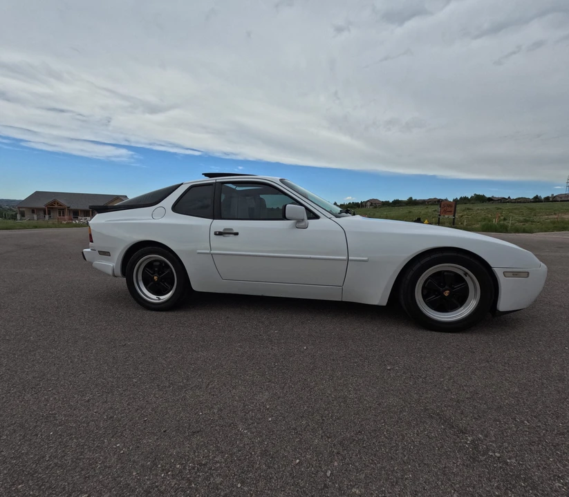 1986 Porsche 944 - Image 11 of 31