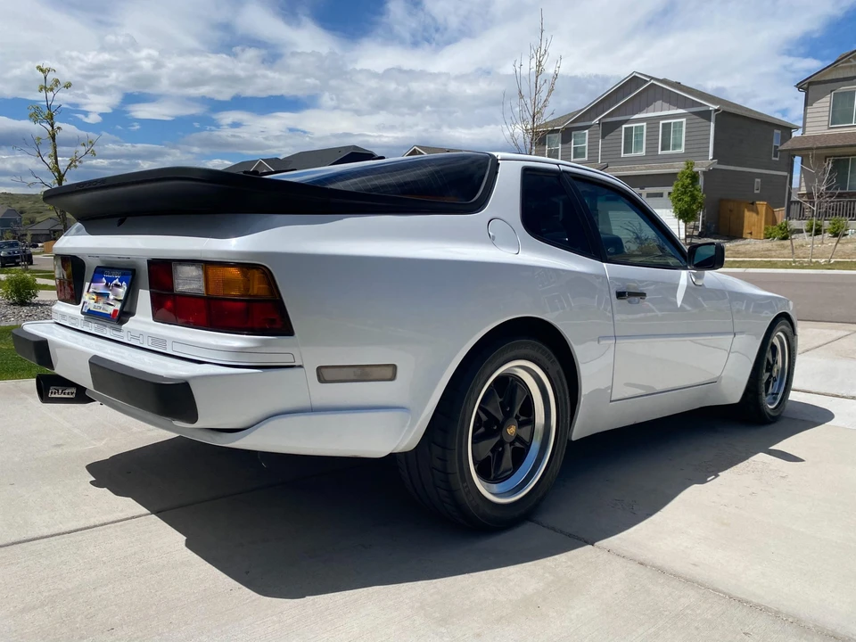 1986 Porsche 944 - Image 21 of 31
