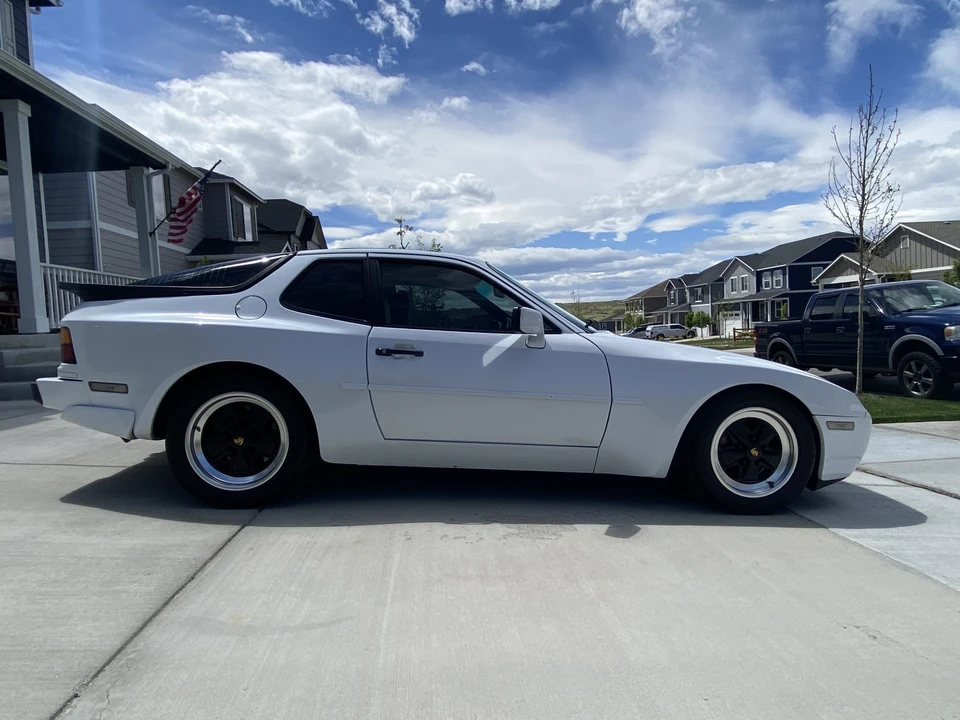 1986 Porsche 944 - Image 22 of 31