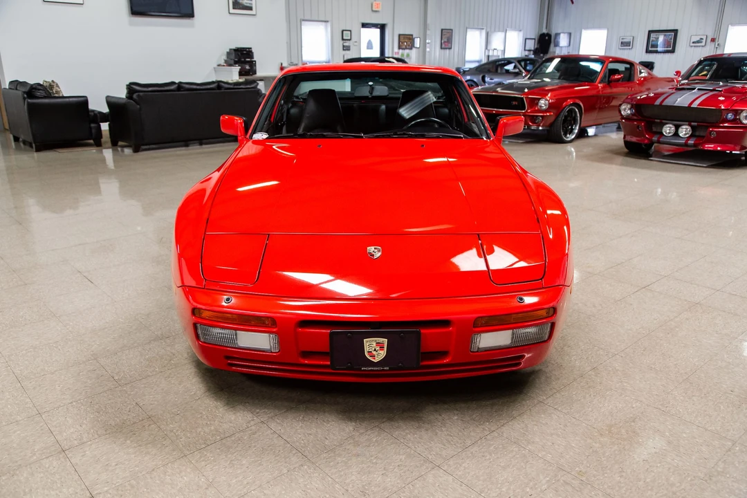 1986 Porsche 944 Turbo - Image 3 of 31