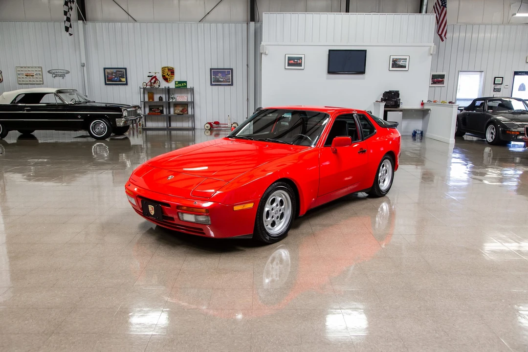 1986 Porsche 944 Turbo - Image 6 of 31