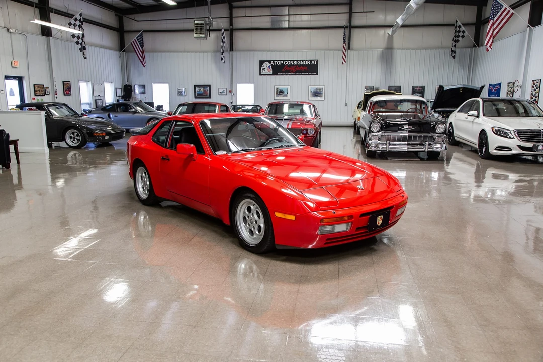 1986 Porsche 944 Turbo - Image 7 of 31