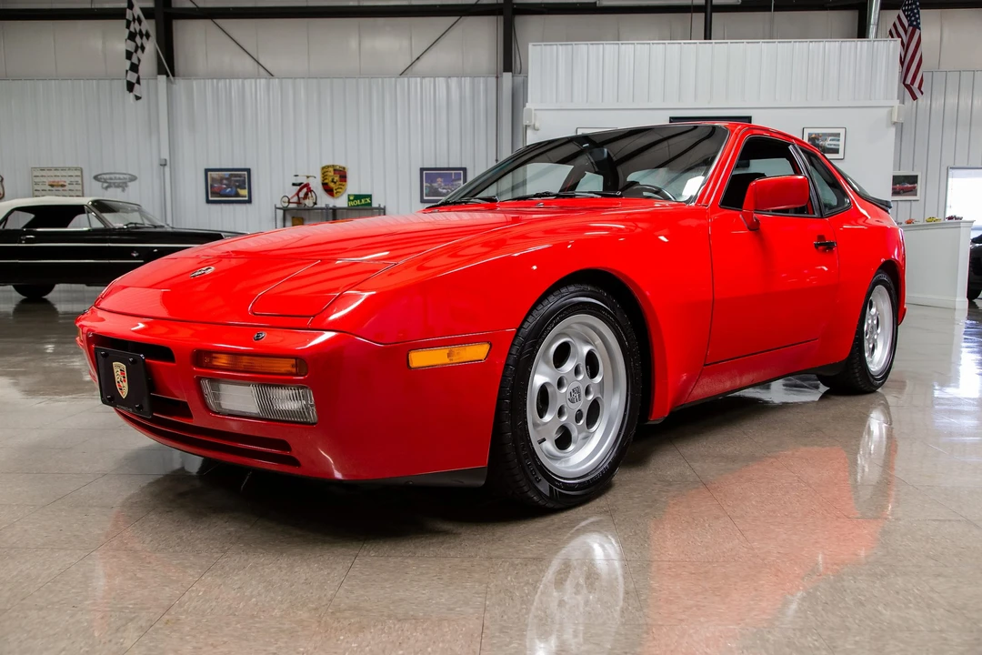 1986 Porsche 944 Turbo - Image 10 of 31