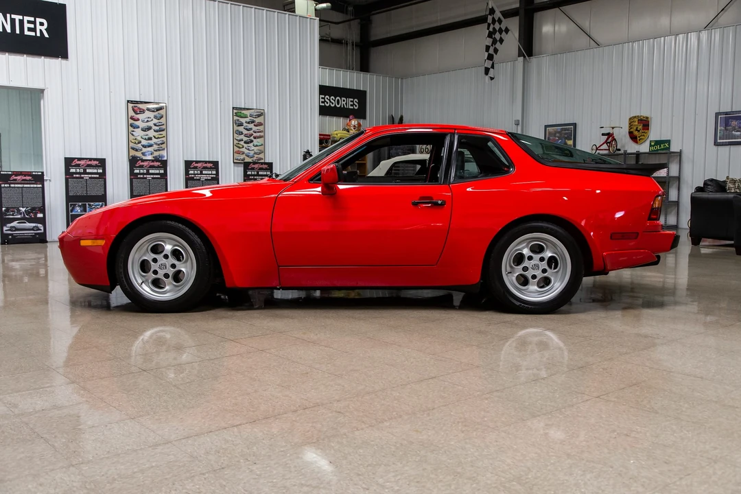 1986 Porsche 944 Turbo - Image 18 of 31