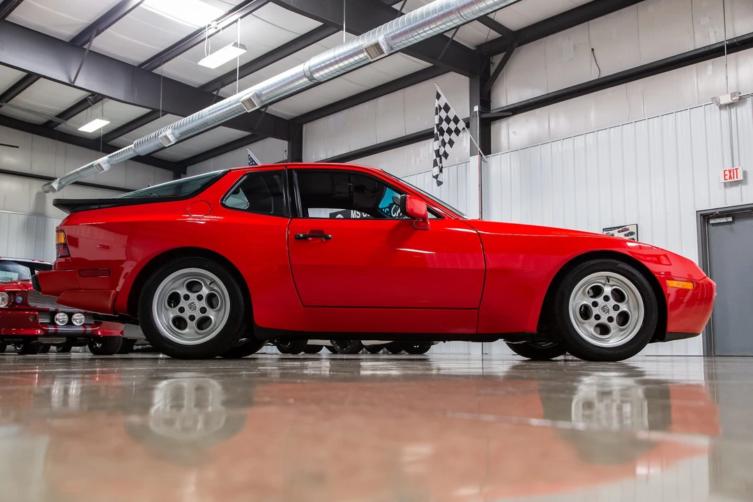 1986 Porsche 944 Turbo - Image 21 of 31