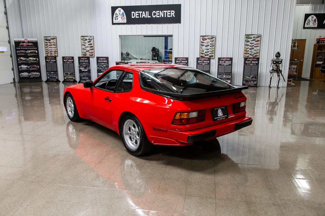 1986 Porsche 944 Turbo - Image 22 of 31