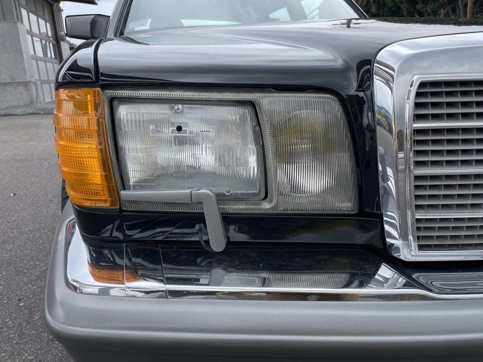 1987 Mercedes-Benz W126 S-Class Sedan - Image 12 of 31