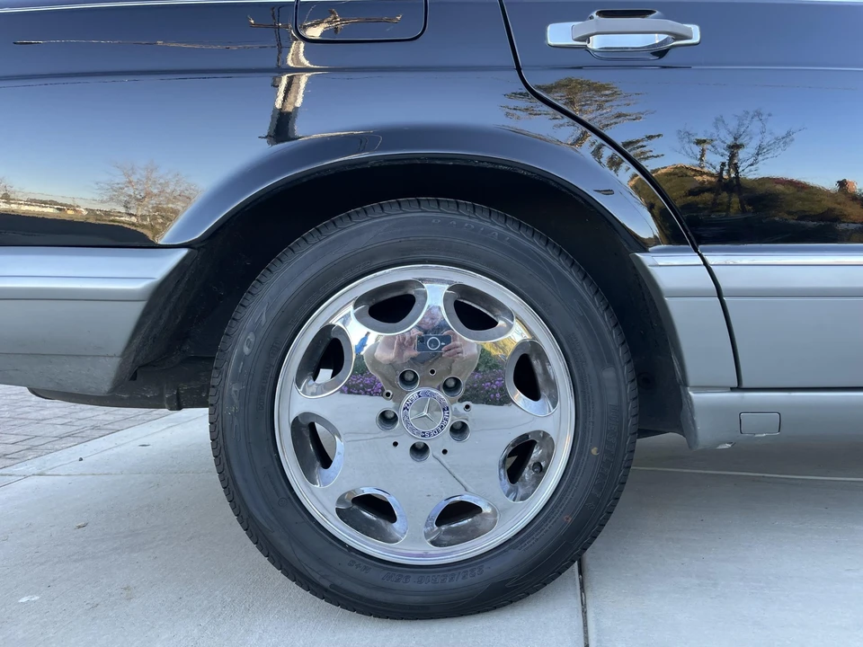 1987 Mercedes-Benz W126 S-Class Sedan - Image 24 of 31