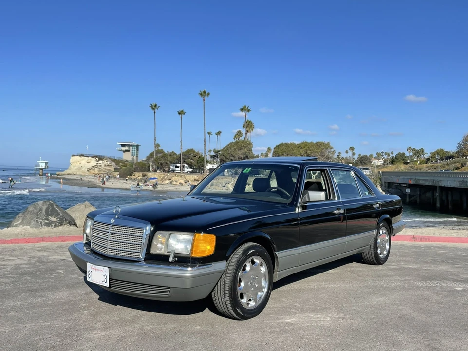 1987 Mercedes-Benz W126 S-Class Sedan - Image 2 of 31