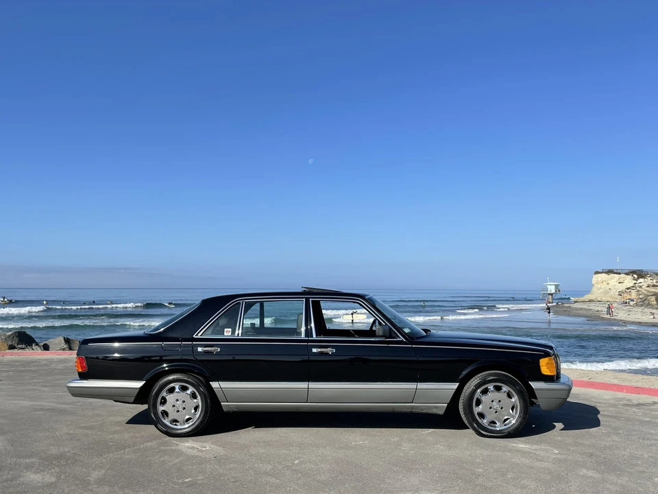 1987 Mercedes-Benz W126 S-Class Sedan - Image 8 of 31