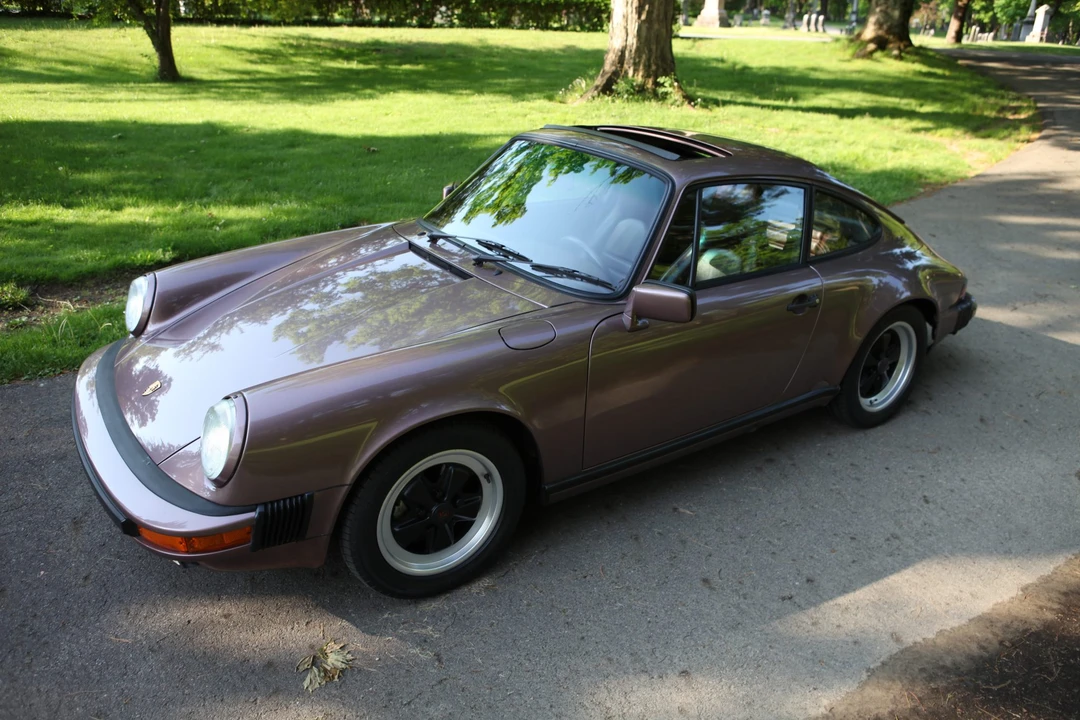1987 Porsche 911 Carrera 3.2 - Image 24 of 31