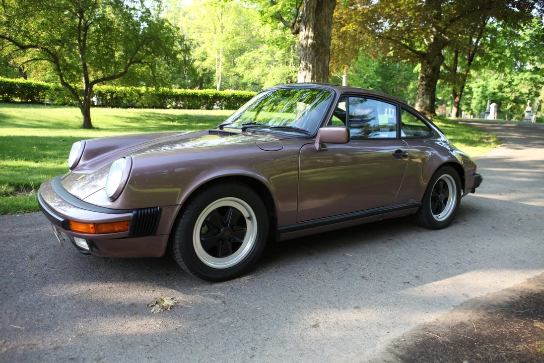 1987 Porsche 911 Carrera 3.2 - Image 28 of 31