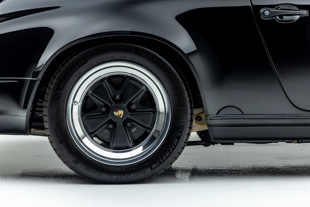 1987 Porsche 911 Carrera 3.2 - Image 16 of 31