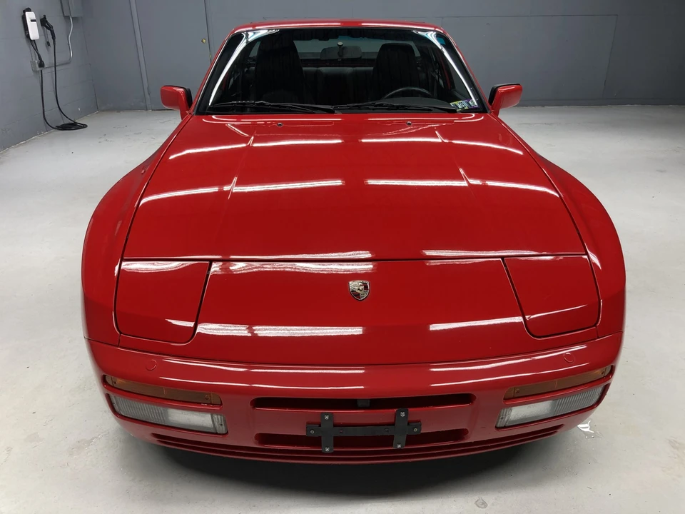 1987 Porsche 944 Turbo - Image 10 of 31