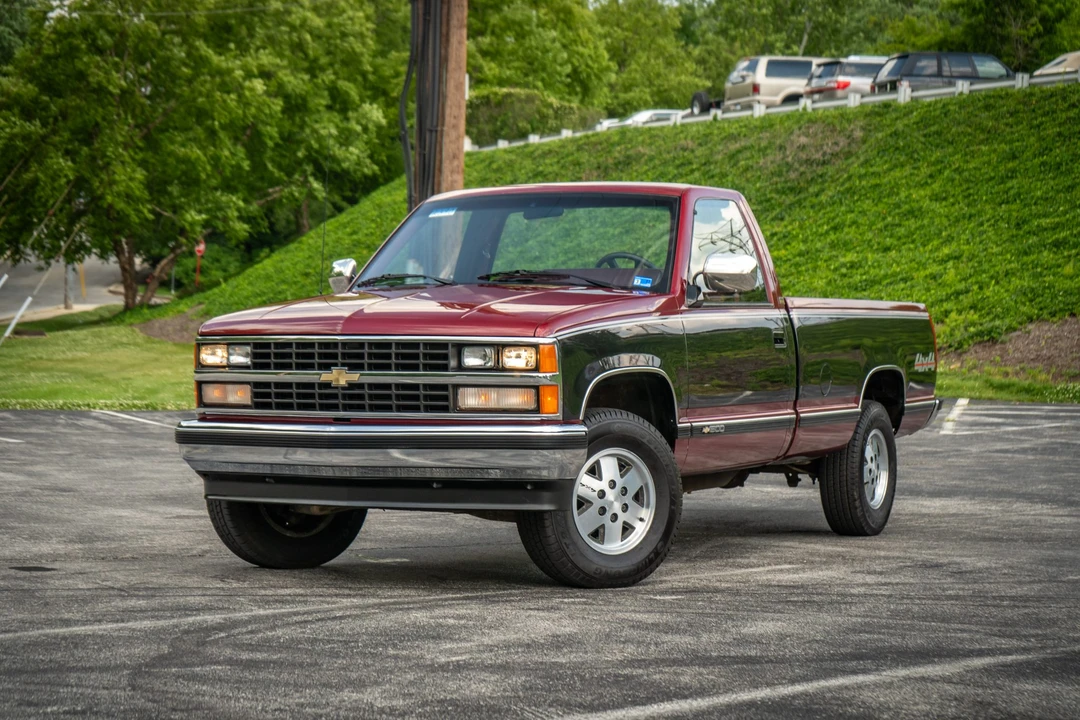 1988 Chevrolet C/K 4th Gen - Image 2 of 31