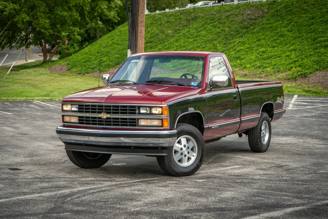 1988 Chevrolet C/K 4th Gen - Image 3 of 31