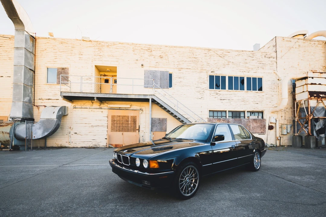 1989 BMW E32 7 Series - Image 12 of 31