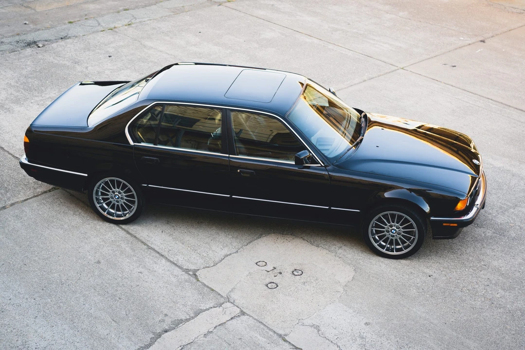 1989 BMW E32 7 Series - Image 28 of 31