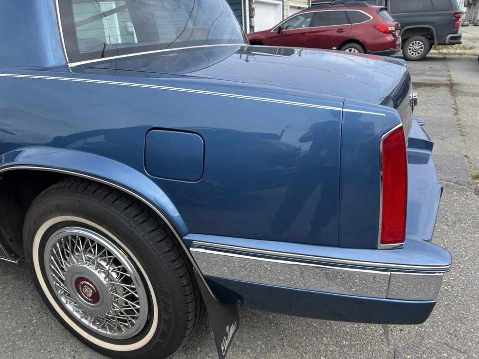 1989 Cadillac Eldorado 11th Gen - Image 21 of 31