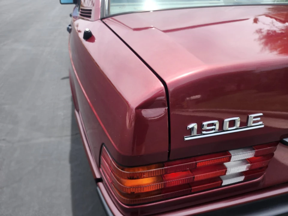 1989 Mercedes-Benz 190E - Image 20 of 31