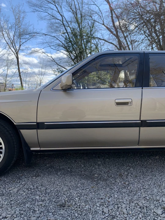 1990 Acura Legend 1st Gen - Image 17 of 31