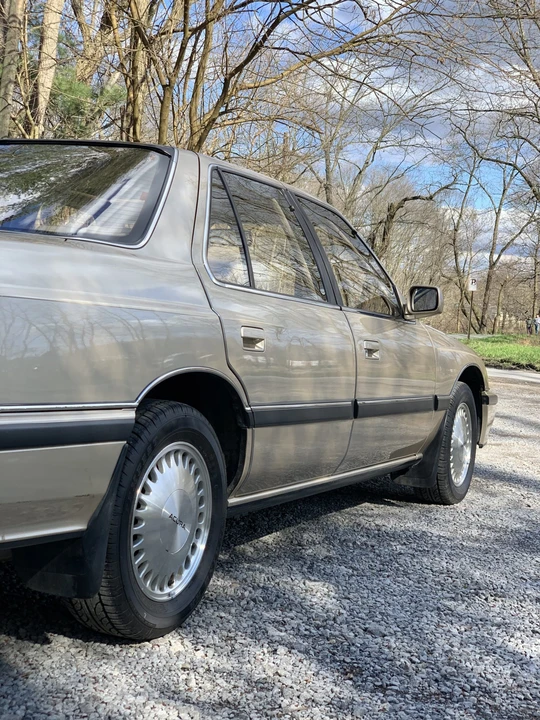 1990 Acura Legend 1st Gen - Image 15 of 31
