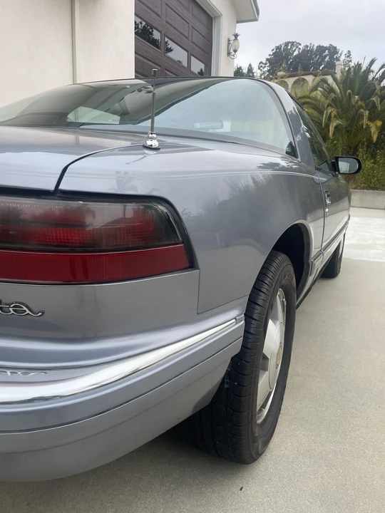 1990 Buick Reatta - Image 28 of 31