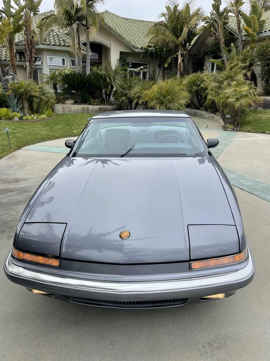 1990 Buick Reatta - Image 3 of 31