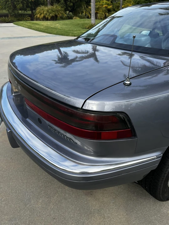 1990 Buick Reatta - Image 29 of 31