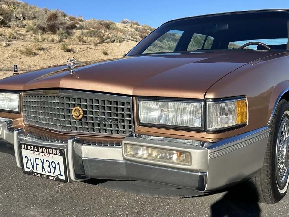 1990 Cadillac DeVille 7th Gen - Image 25 of 31