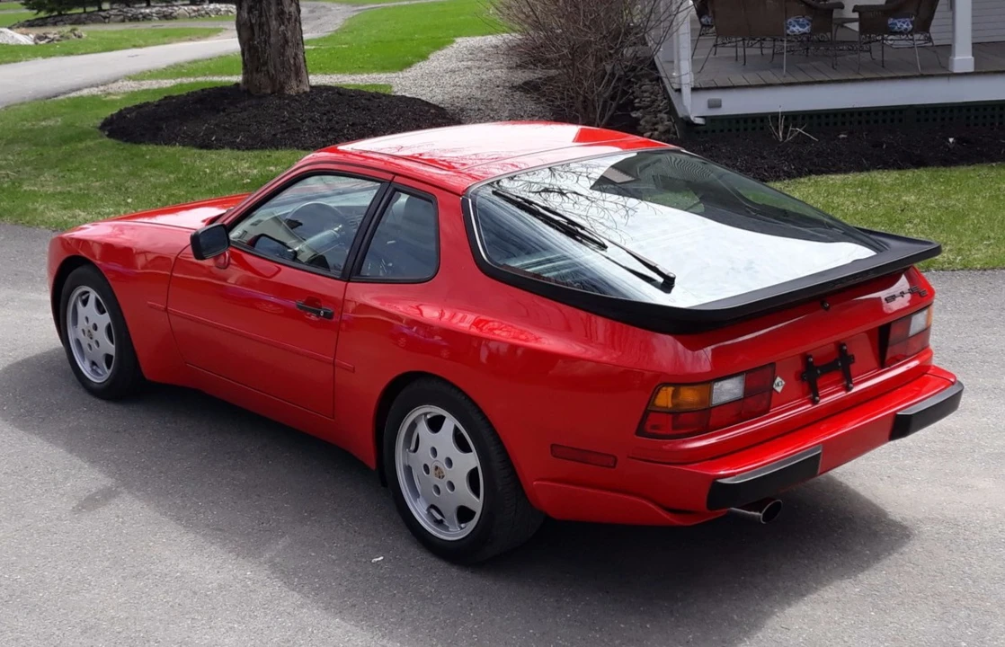 1990 Porsche 944 S2 - Image 9 of 31