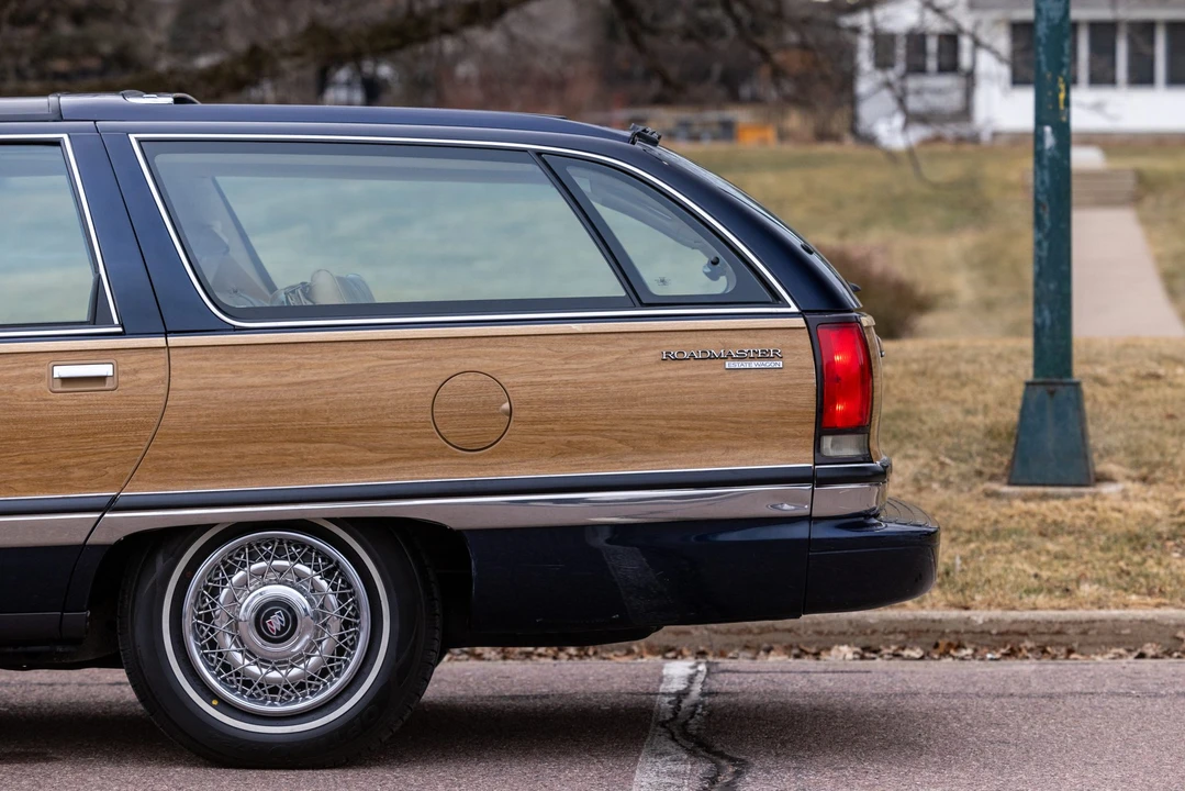 1991 Buick Roadmaster - Image 21 of 31