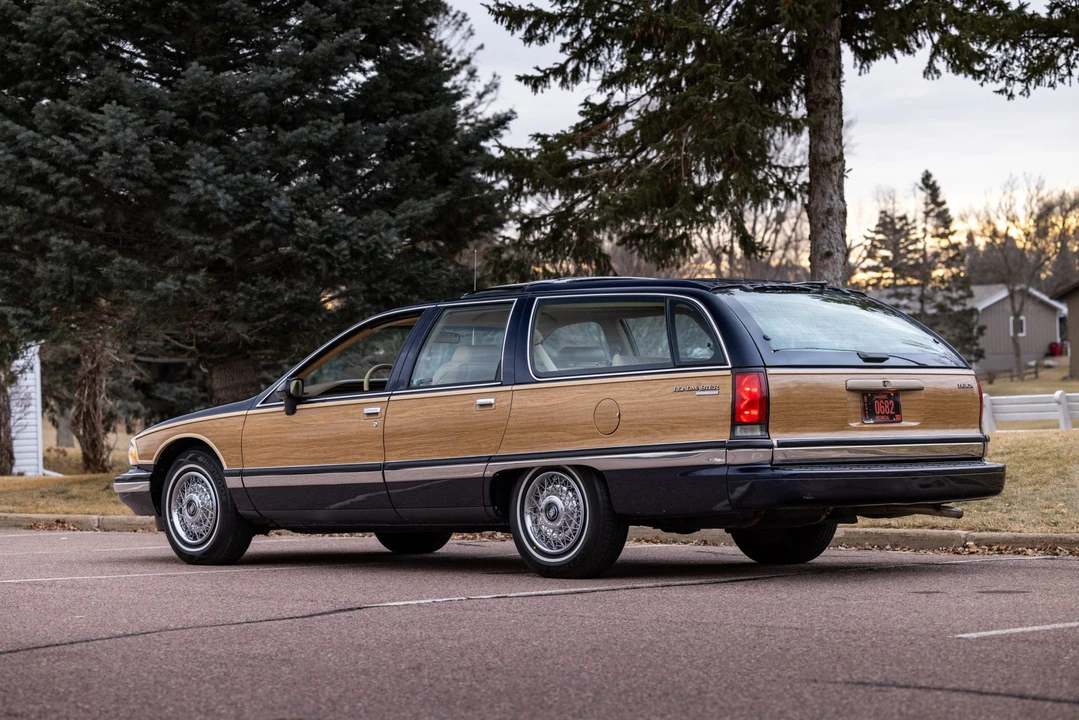 1991 Buick Roadmaster - Image 4 of 31